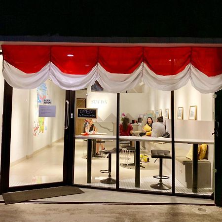 Stay Inn Hostel Джакарта Экстерьер фото
